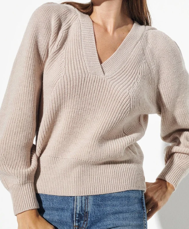 Maternity women's sweaterThe Must-Have V