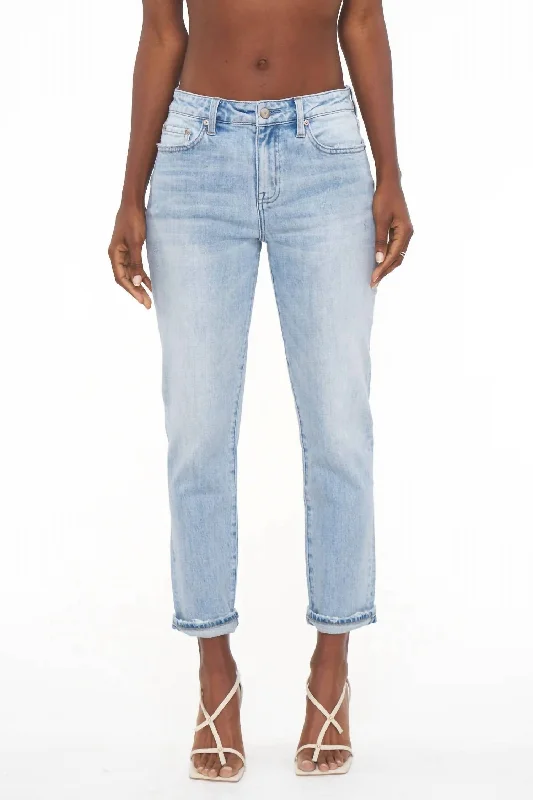 Jeans with a distressed finish for an effortless styleJessie Everyday Slim Straight Jean In Getty