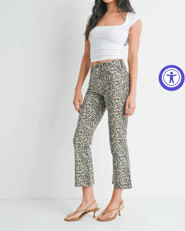 Jeans with embroidery for a touch of eleganceTonal Crop Flare Jeans In Leopard