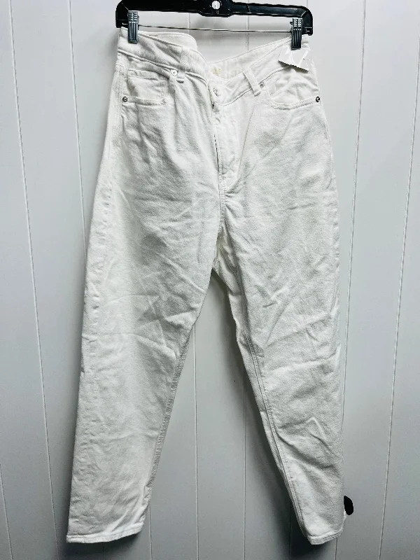 Jeans with a high waist and wide legs for a vintage and flattering fitJeans Straight By American Eagle In White Denim, Size: 16