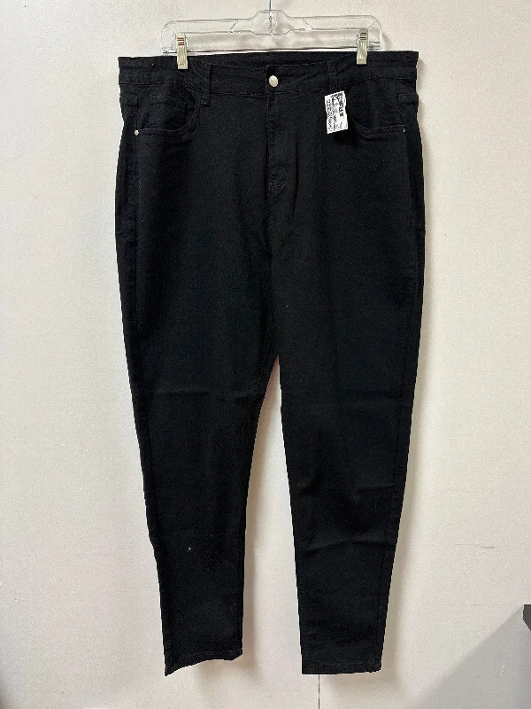 Curvy fit jeans for a flattering silhouetteJeans Skinny By Clothes Mentor In Black, Size: 20