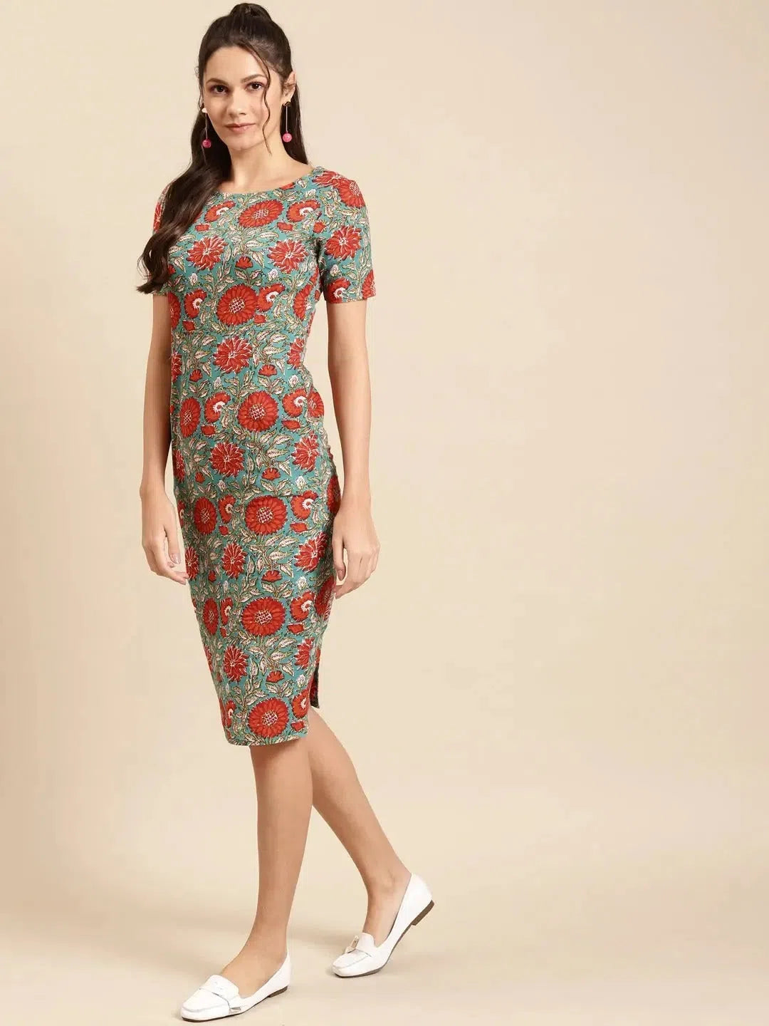 Godet dresses for womenPencil fit printed Midi Dress with back slit in Blue and Red Print