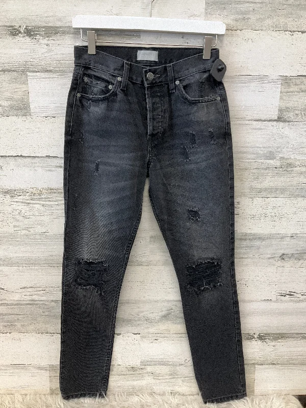 Jeans with a classic five-pocket design and added stretch for ease of movementJeans Skinny By Clothes Mentor In Black, Size: 0