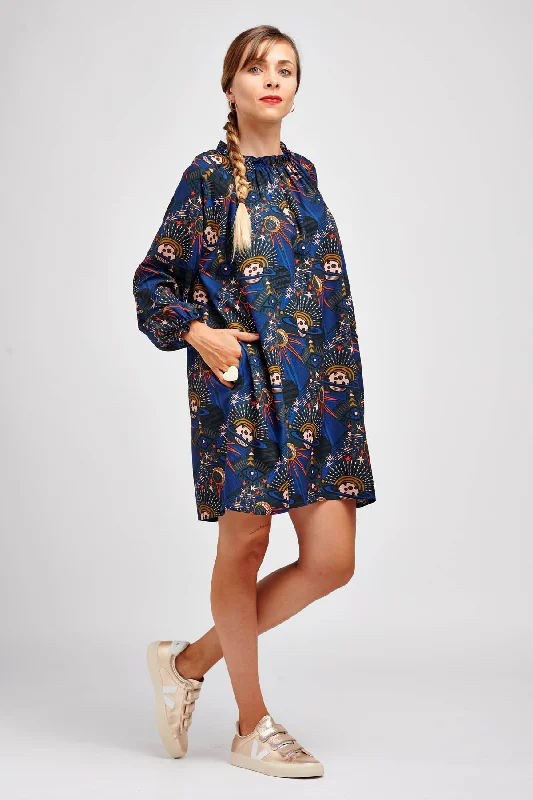 Layering dresses for versatile stylingI AM Patterns Hesat Blouse and Dress